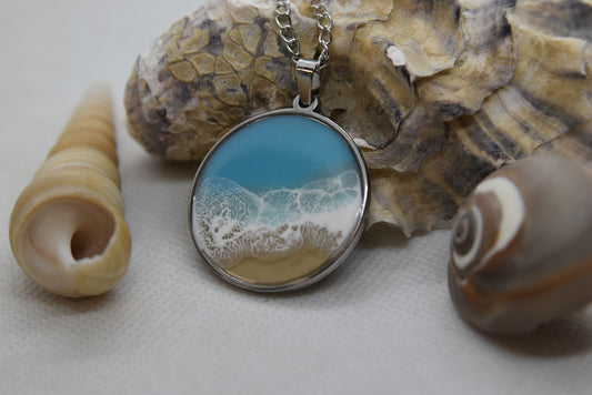 Bold Coast Necklace image 0
